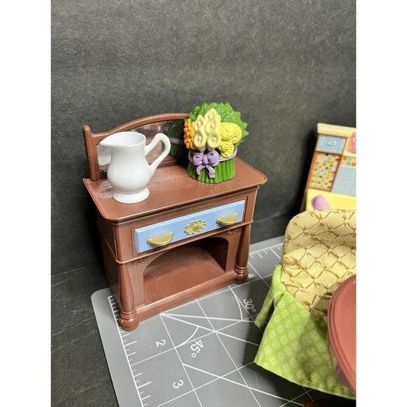 Vintage Fisher Price Loving Family Doll House Furniture Lot Bundle - Picture 2 of 16